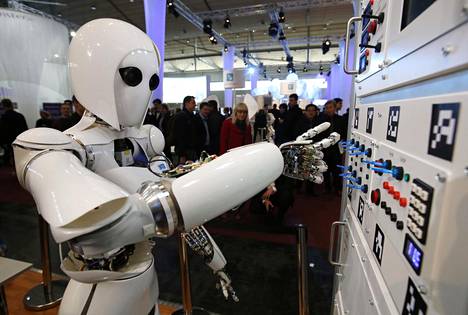 Robotit ja automatisaatio vähentävät ihmistyön tarvetta lähivuosikymmeninä. Kuvassa humanoidirobotti AILA (Artificial Intelligence Lightweight Android).