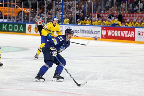 Hannes Björninen is a creditable player for the Lions.  His square is in the middle of a series of four.