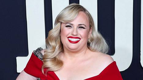 Näyttelijätähti Rebel Wilson esitteli uskomatonta muodonmuutostaan ...