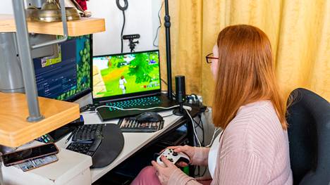 "mamabenjyfishy” aloitti Fortniten pelaamisen helmikuussa 2021. Hän käyttää pelatessaan Xbox-ohjainta.