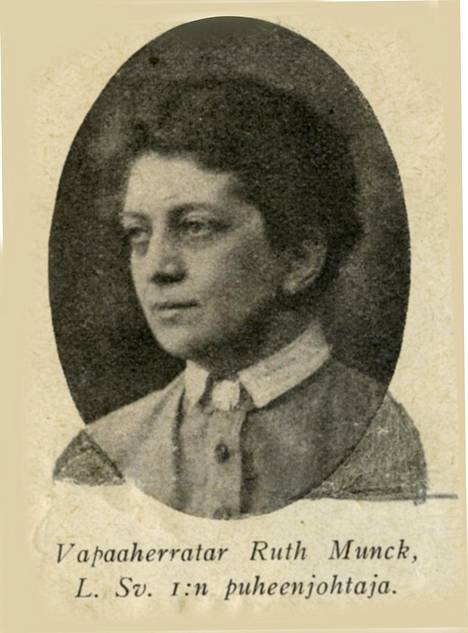 Ruth Munck valmistui sairaanhoitajaksi vuonna 1910.