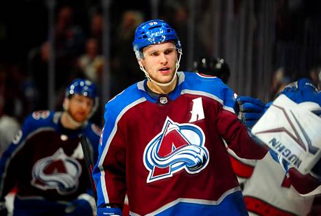 Rantanen pelaa NHL:ssä nyt kuudetta kautta. Ennen sitä hän vietti yhden kauden AHL:ssä.