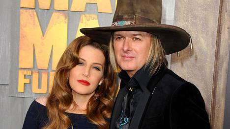 Lisa Marie Presley ja muusikko Michael Lockwood olivat naimisissa kymmenen vuotta ennen viime kesänä tapahtunutta eroaan.