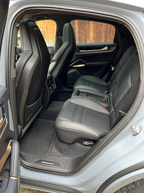 You can travel comfortably in the two-seater rear seat.  There is room.