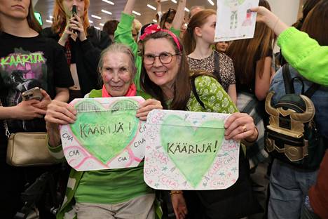 Helja Hakosalo was at the airport with her daughter, Lisa Kalliokoski.