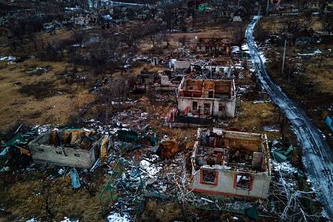 Bohorodychne Donetskin alueella sijaitseva kylä, joka joutui Venäjän joukkojen raskaan hyökkäyksen kohteeksi kesäkuussa 2022. Tässä ilmakuvassa näkyvät kylän rauniot helmikuussa. 