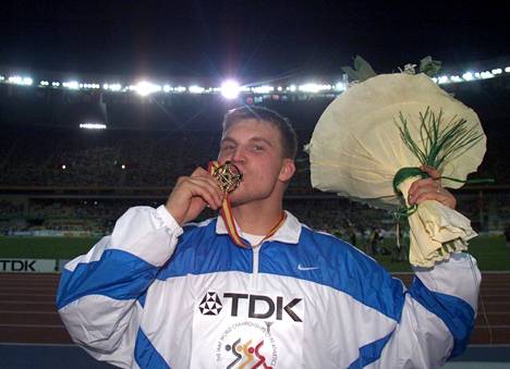 Aki Parviaisen uran kohokohta oli keihäänheiton maailmanmestaruus Sevillassa 1999.