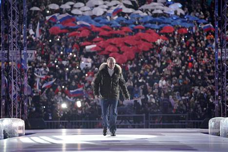 Venäjän presidentti Vladimir Putin juhli Krimin liittämisen seitsenvuotispäivää Luzhnikin stadionilla Moskovassa järjestetyssä konsertissa 18. maaliskuuta.