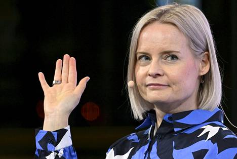 Riikka Purra oli Helsingin Sanomien ilmastovaalitentissä ainoa hallituspuolueen johtaja, joka ei kannattanut Suomen sitoutumista vuoden 2035 hiilineuraalisuustavoitteeseen.