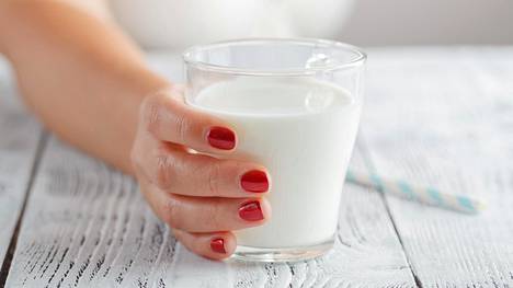 Tutkimusten mukaan maidolla voi olla monia suotuisia terveysvaikutuksia.
