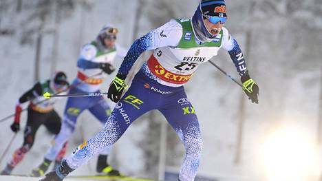 Remi Lindholm valittiin Davosissa hiidettävään maailmancupiin.