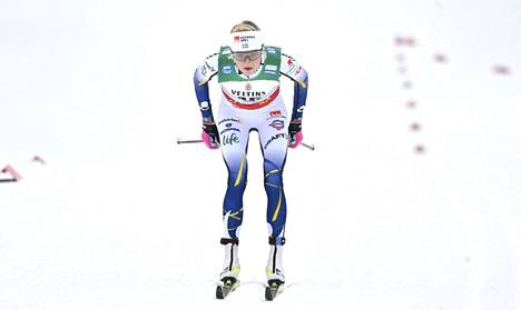 Frida Karlsson ei onnistunut Lenzerheiden sprintissä.