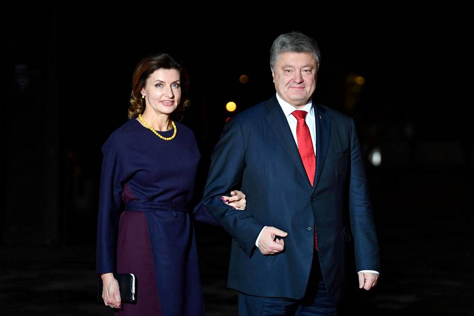 Ukrainan presidentti Petro Poroshenko ja hänen Maryna-vaimonsa.