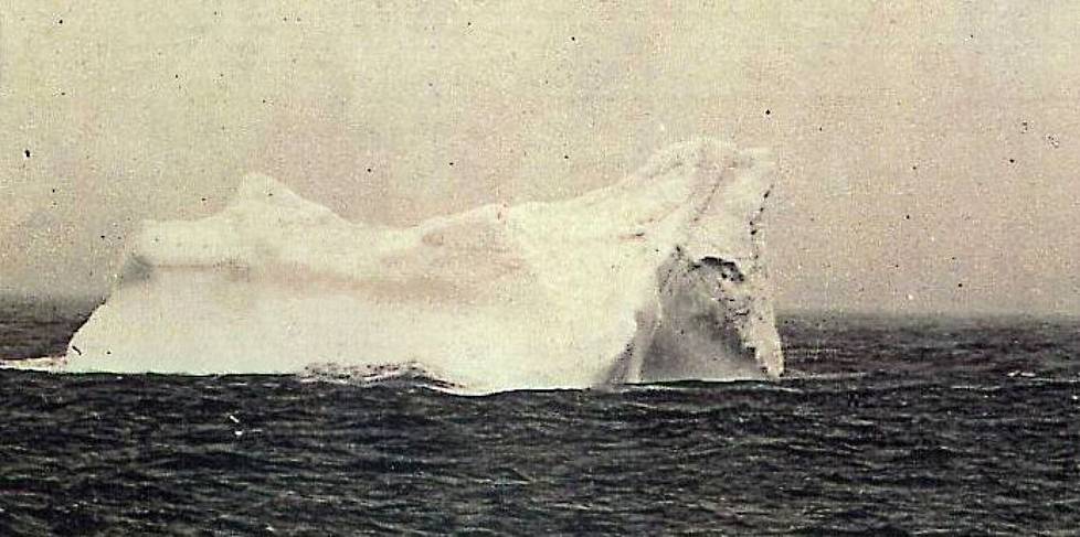 Titanic upposi kello  - uppoamattoman laivan viimeiset vaiheet -  Kotimaa - Ilta-Sanomat