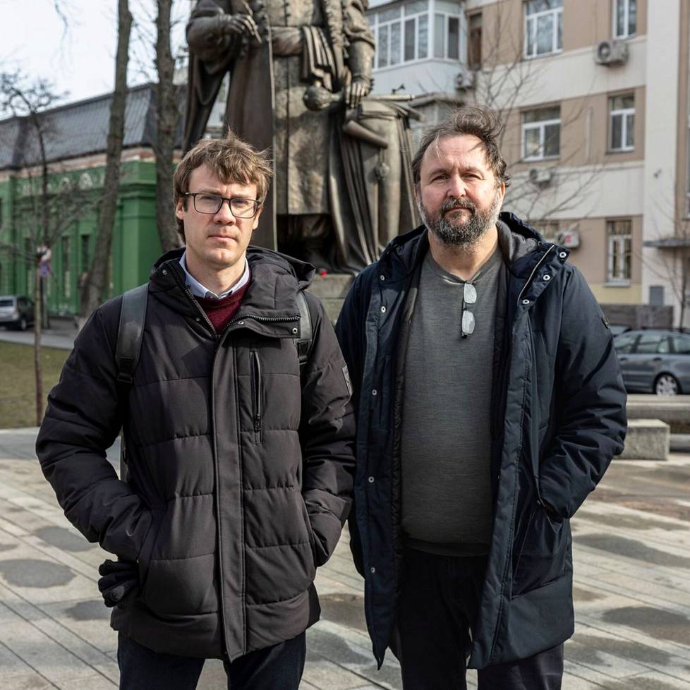 Kiovasta raportoivat IS:n toimittaja Mikko Marttinen ja kuvaaja Pete Aarre-Ahtio.