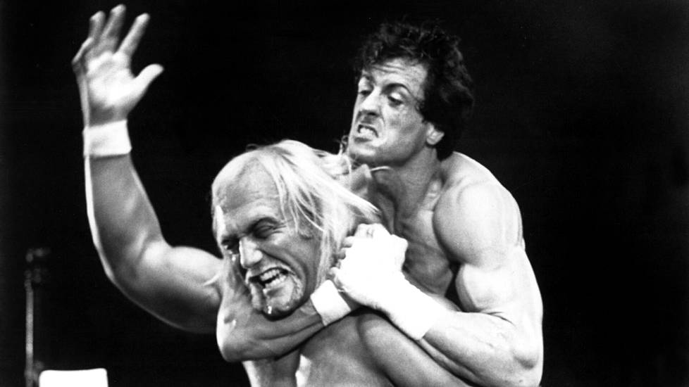 Hogan Rocky III -elokuvassa niskassaan itse Sly Stallone.