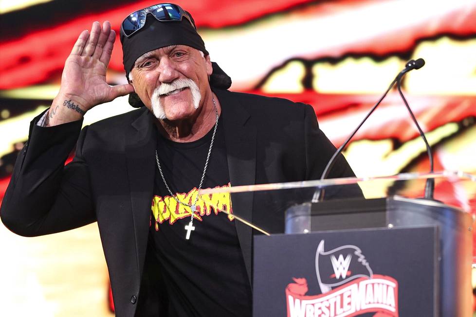 Kohuista huolimatta Hogan on nähty viime vuosina jopa Wrestlemanian lavalla.