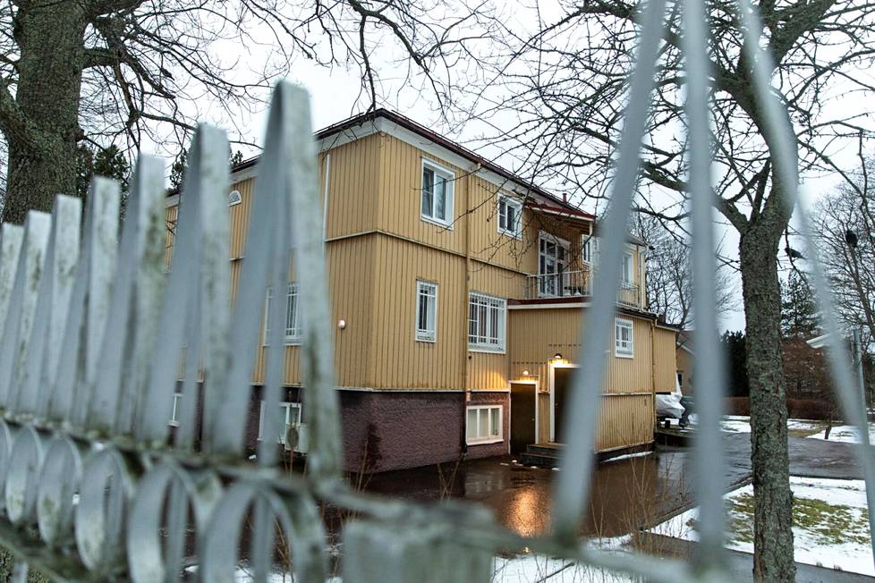 Venäjän konsulaatilla Maarianhaminassa on erityistehtävä: se valvoo Ahvenanmaan demilitarisoinnin toteutumista.