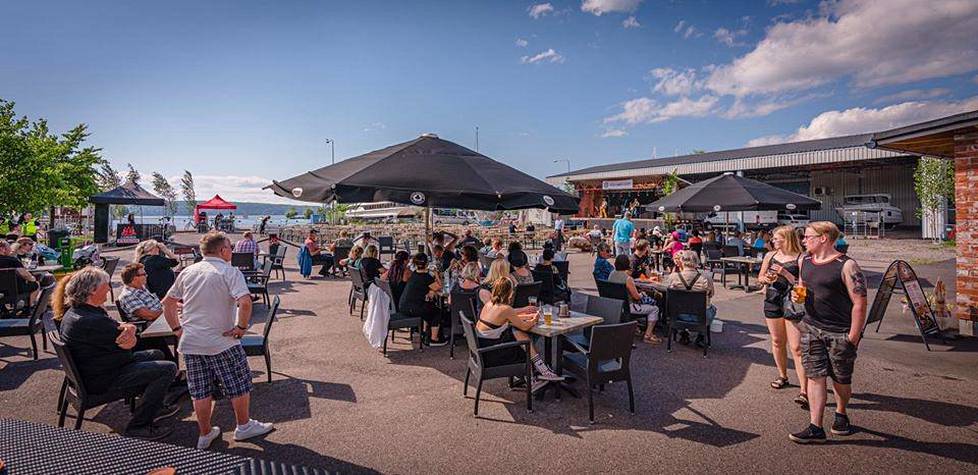 Vesijärven rannalla sijaitsee Ace Cafe Lahti sekä Suomen moottoripyörämuseo. Ace Cafella järjestetään kesäisin useita tapahtumia.