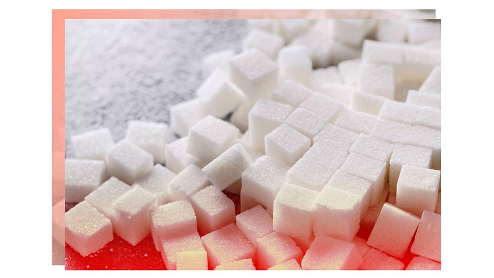 Moni on havahtunut rajoittamaan oman ruokavalionsa sokerimääriä. Tuotteiden sokerittomuus perustuu usein makeutusaineisiin.