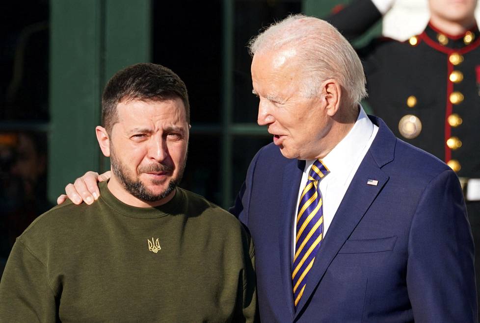Yhdysvaltain presidentti Joe Biden isännöi Volodymyr Zelenskyin vierailua Valkoisessa talossa 21. joulukuuta 2022.