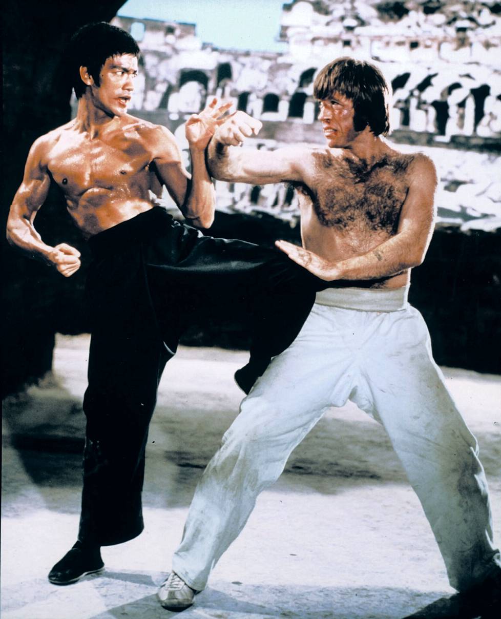 Bruce Lee ja karatemestari Chuck Norris Way of the Dragon -elokuvassa 1972.