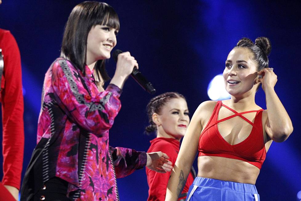 Anna Abreu esiintyi yhdessä vuoden 2017 Idols-voittajan Anniina Timosen kanssa laulukisan finaalissa.