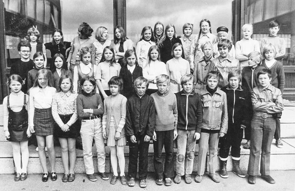 Luokkakuva vuodelta 1972.