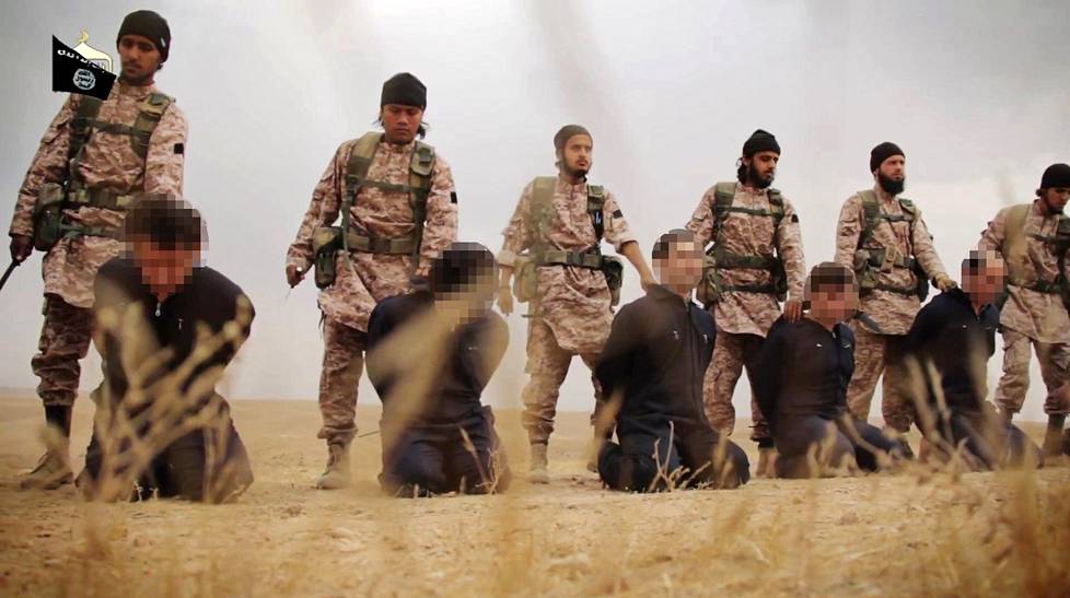 Marraskuussa 2014 Isis järkytti maailmaa julkaisemalla videon, jolla se mestasi 15 Syyrian armeijan sotilasta.