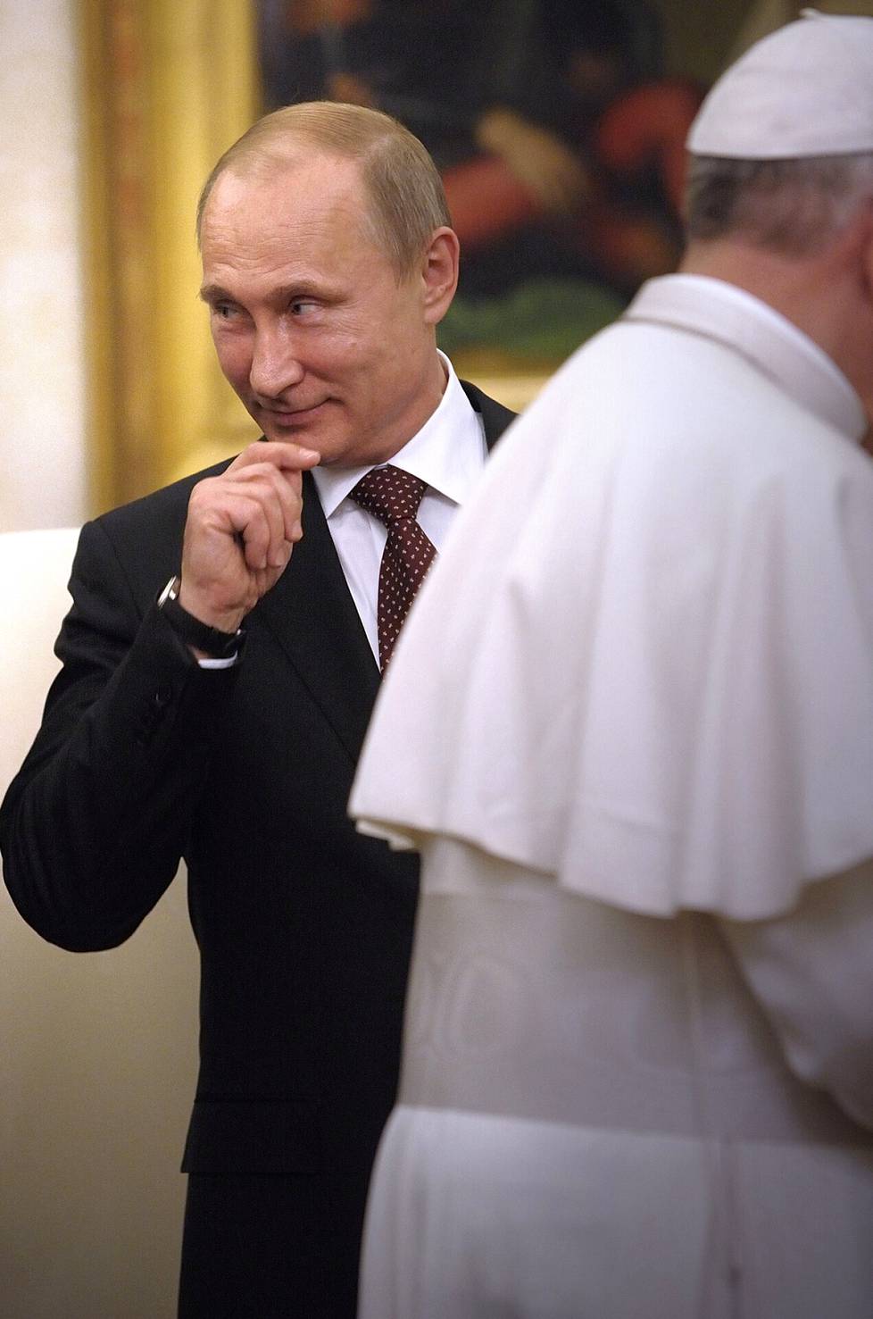 Paavi Franciscusta Vladimir Putin on odotuttanut ainakin 50 minuutin verran.