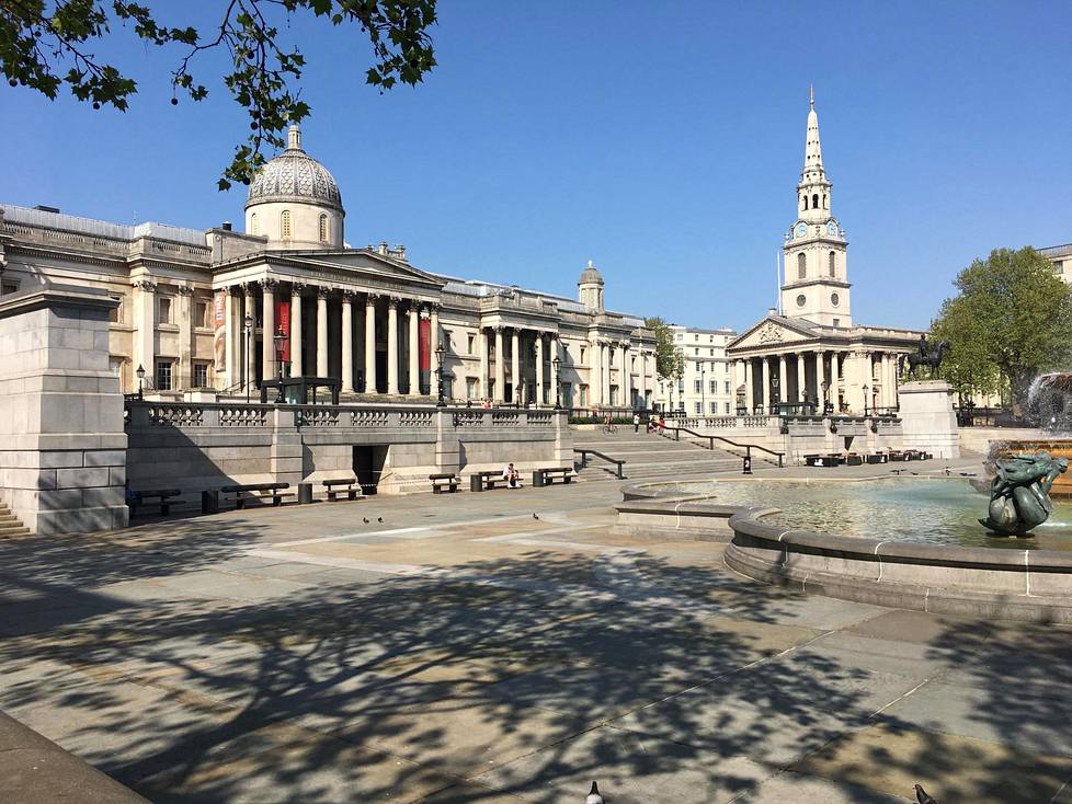 Trafalgar Square on nähnyt paljon – nyt myös koronaviruksen aiheuttaman hiljentymisen.