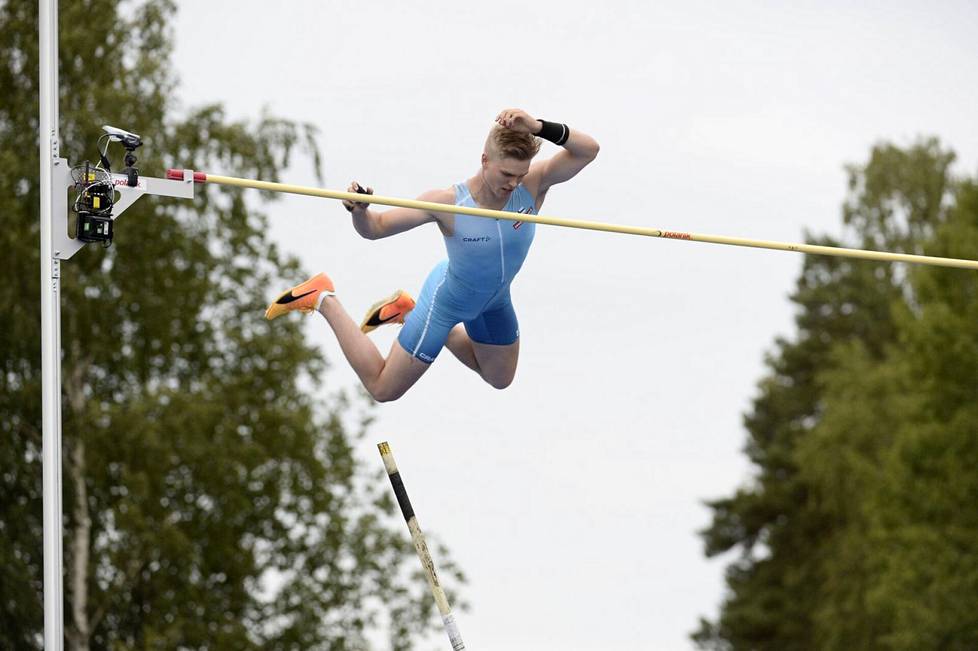 Alasaari ylitti Espoossa 571. Hän paransi ennätystään peräti 11 sentillä.