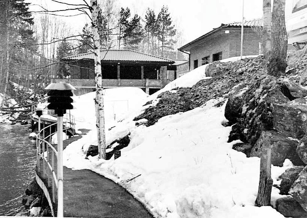 Osmo Ahlqvist ammuttiin kotonaan Kotkan Tavastilassa.