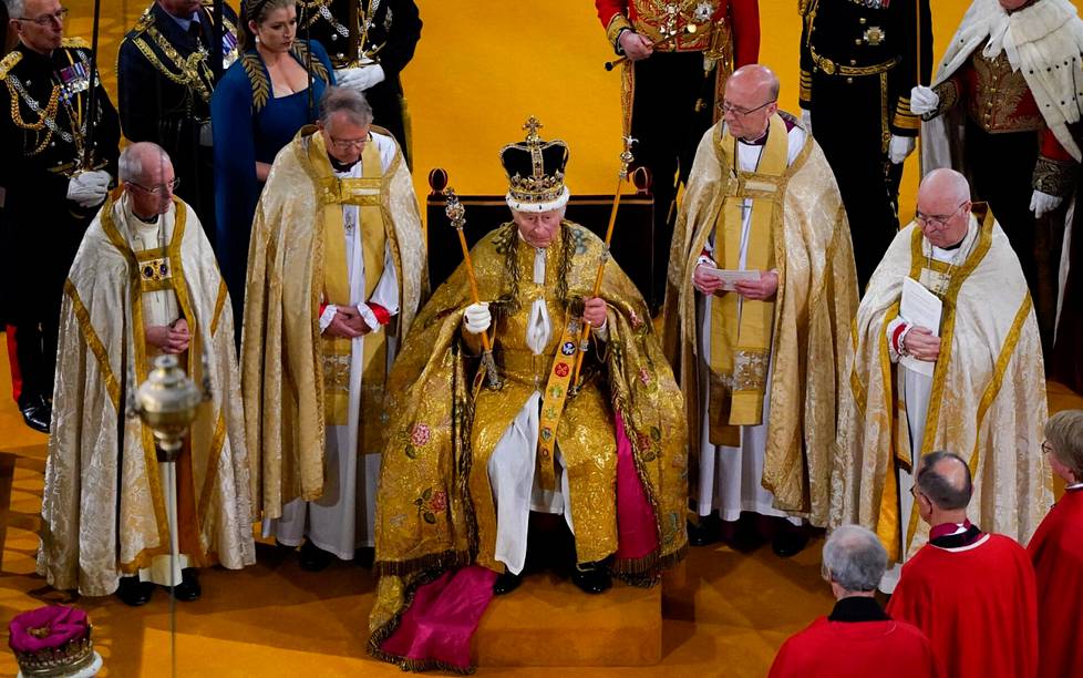 Kuningas Charles kruunattiin Westminster Abbeyssa toukokuussa 2022. 