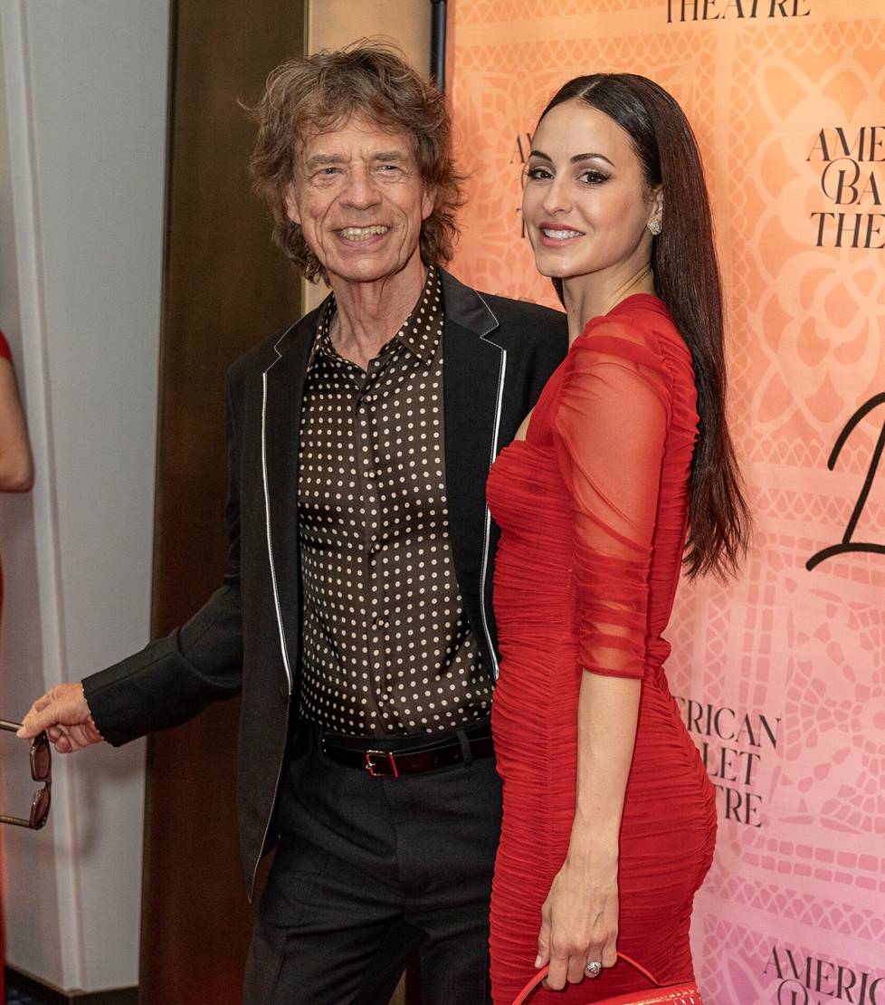 Mick Jaggerilla on 43 vuoden ikäero kuopuksensa äitiin ja elämänkumppaniinsa Melanie Hamrickiin.
