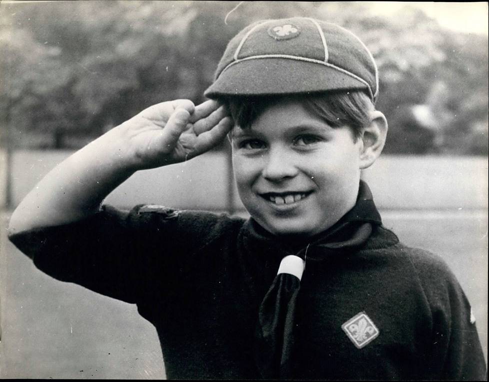 Näin hymyili 8-vuotias prinssi Andrew vuonna 1968. Sunnuntaina 19. helmikuuta hän täyttää 63 vuotta.