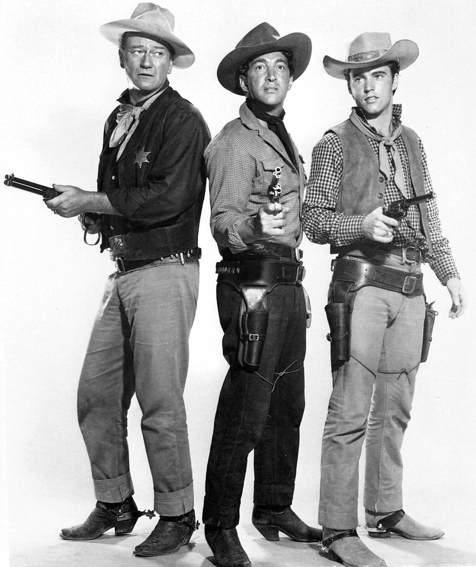Ricky Nelson tuli tunnetuksi myös näyttelijänä. Kuvassa vasemmalta John Wayne, Dean Martin ja Ricky Nelson Rio Bravo -elokuvan kuvauksissa vuonna 1959.