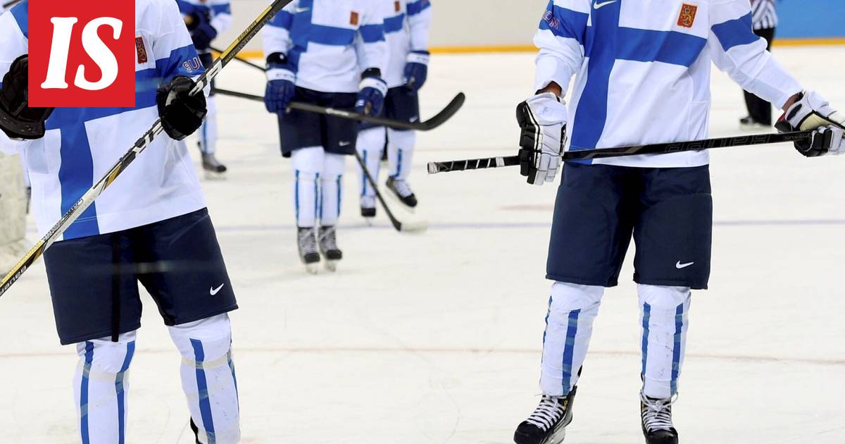 Kirja: Naisleijonien pelaajat muhinoivat Sotshin olympiakylässä - Jääkiekko  - Ilta-Sanomat