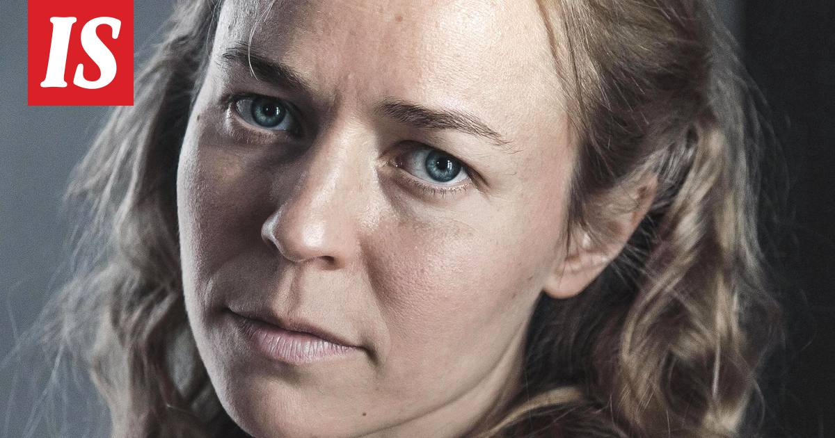 Paula Vesala rohkeassa saunakohtauksessa uudessa Tuntemattomassa sotilaassa  - Viihde - Ilta-Sanomat