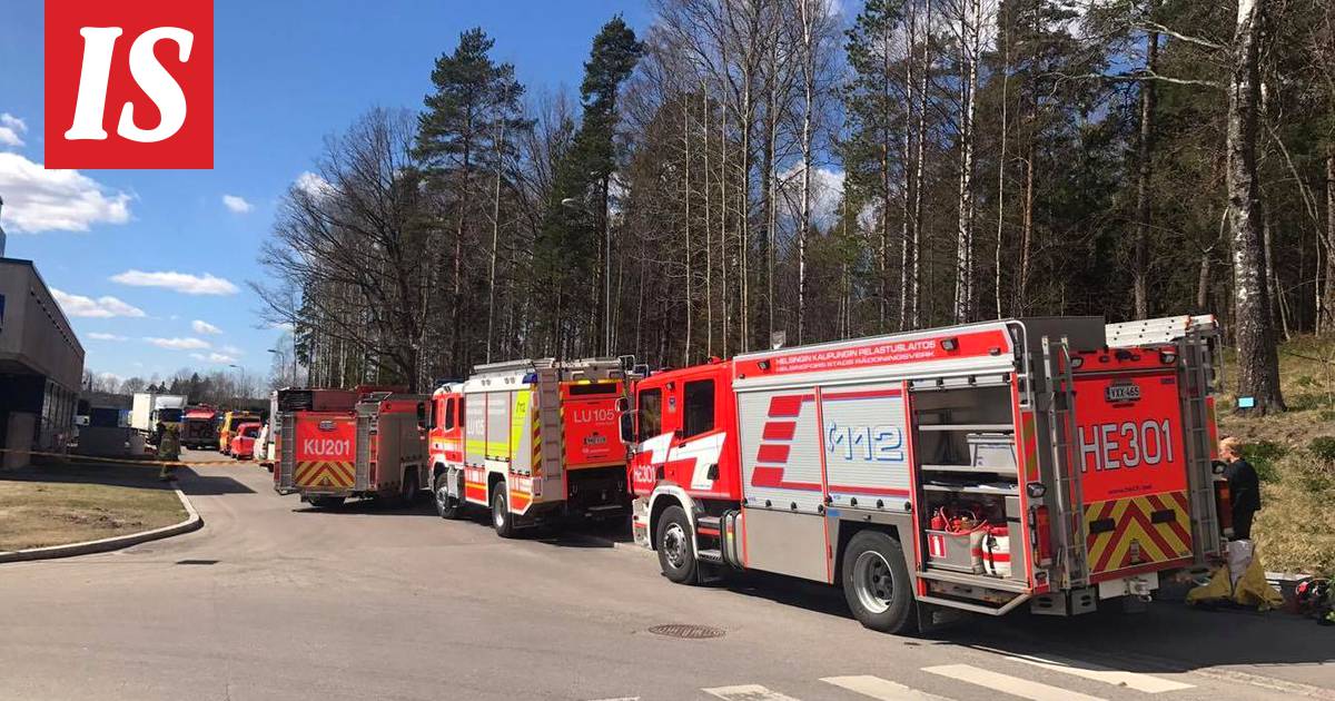 Leppävaaran uimahalli tyhjennettiin – paikalla useita pelastuslaitoksen  yksiköitä - Kotimaa - Ilta-Sanomat