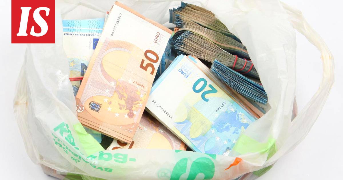 Suomen suurin huumejuttu: Poliisi meni etsimään marihuanaa, löysi repusta  80 000 euroa käteistä - Kotimaa - Ilta-Sanomat