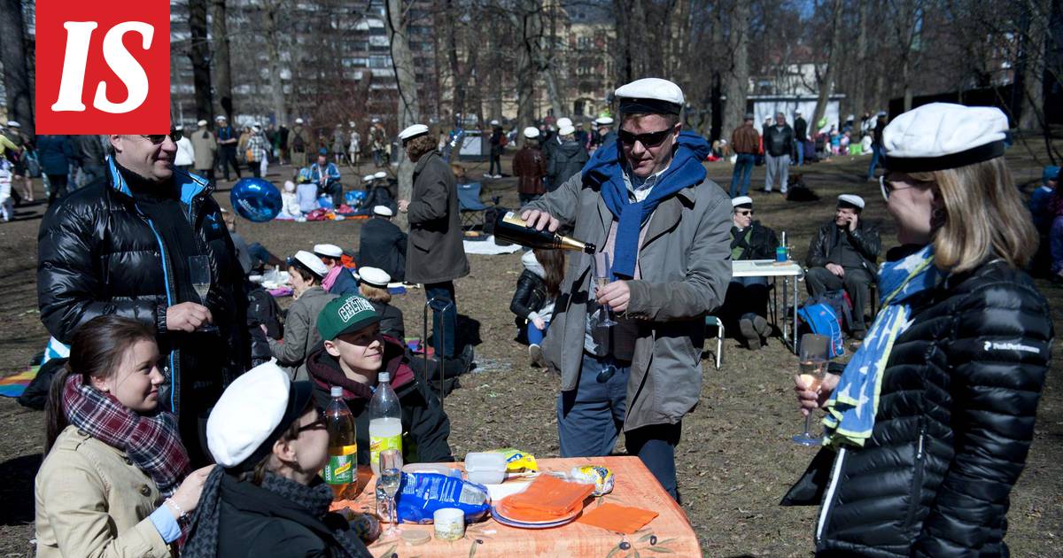 Fyysinen vappu peruttiin – näin Kaivopuiston piknikiin tottuneet viettävät  koronavappua: ”Ensimmäinen kerta sitten vuoden 1987” - Kotimaa -  Ilta-Sanomat