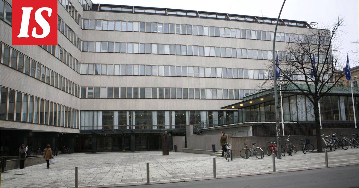 Helsingin yliopiston oikeustieteen opiskelija väitti toisen raiskanneen  hänet – tuomittiin 10 000 euron korvauksiin - Kotimaa - Ilta-Sanomat