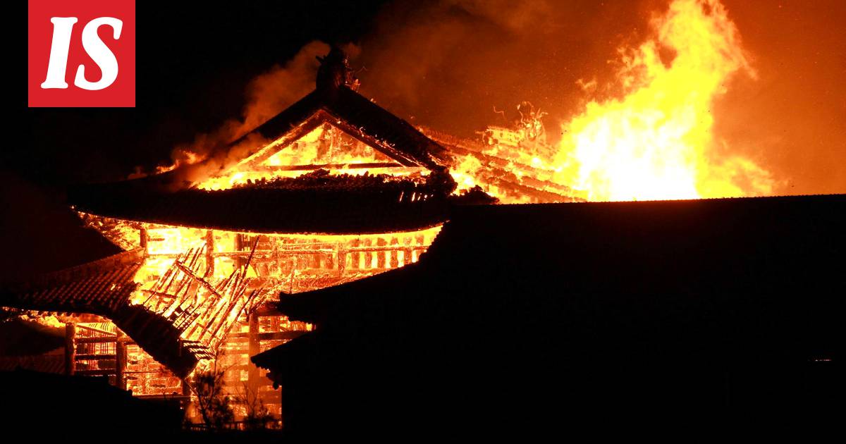 Satoja vuosia vanha maailmanperintökohde Shurin linna tuhoutui tulipalossa  Japanissa – ”Olemme menettäneet symbolimme” - Ulkomaat - Ilta-Sanomat