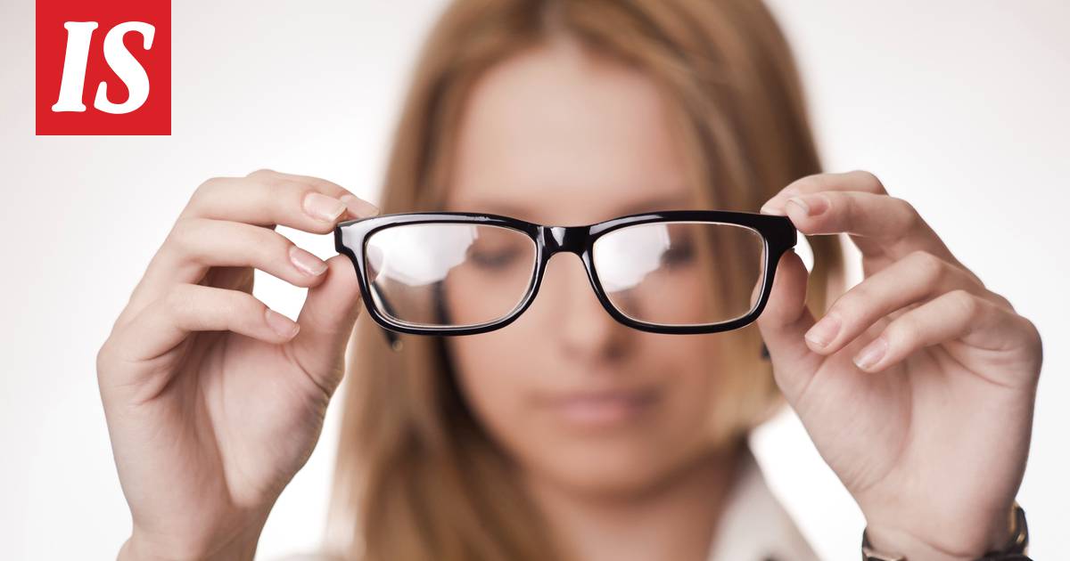 Heikentääkö silmälasien käyttö tai käytön aloittaminen näköä?