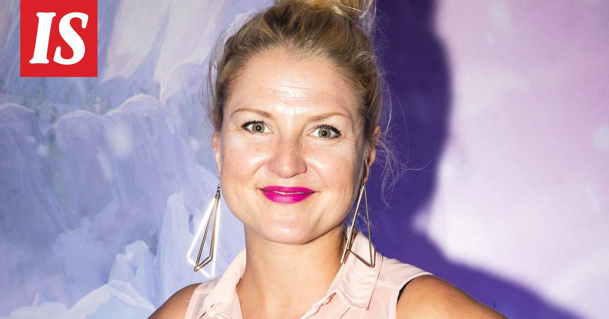 Helmi-Leena Nummela julkaisi ensimmäisen kuvan lapsensa syntymän jälkeen:  ”Tää on vapuista paras” - Viihde - Ilta-Sanomat