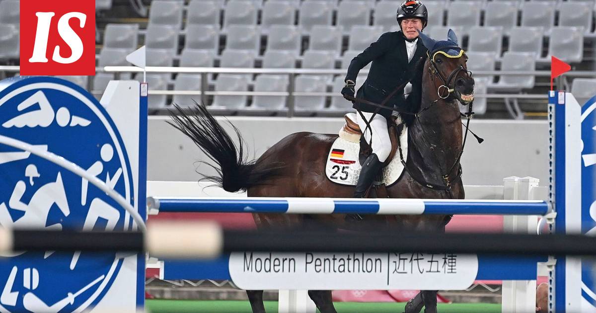 Ratsastaja löi hevosta väkivaltaisesti Tokiossa, valmentaja käski lyödä  lujempaa – Suomenkin lajiliitot saivat palautetta: ”Tuomaristo ei  uskaltanut puuttua” - Olympialaiset - Ilta-Sanomat