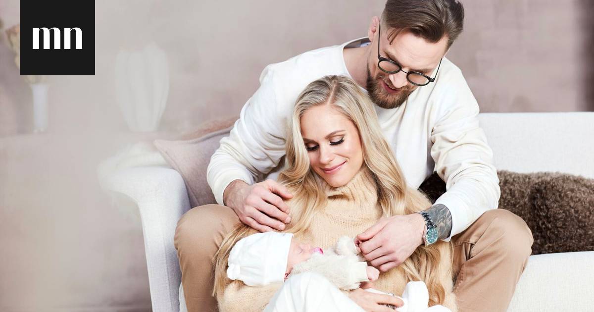Eevi Teittinen ja Teemu Packalén päättivät hoitaa parisuhdettaan  palkkaamalla vauvalle kerran viikossa yöhoitajan - Ihmiset & suhteet -  Ilta-Sanomat